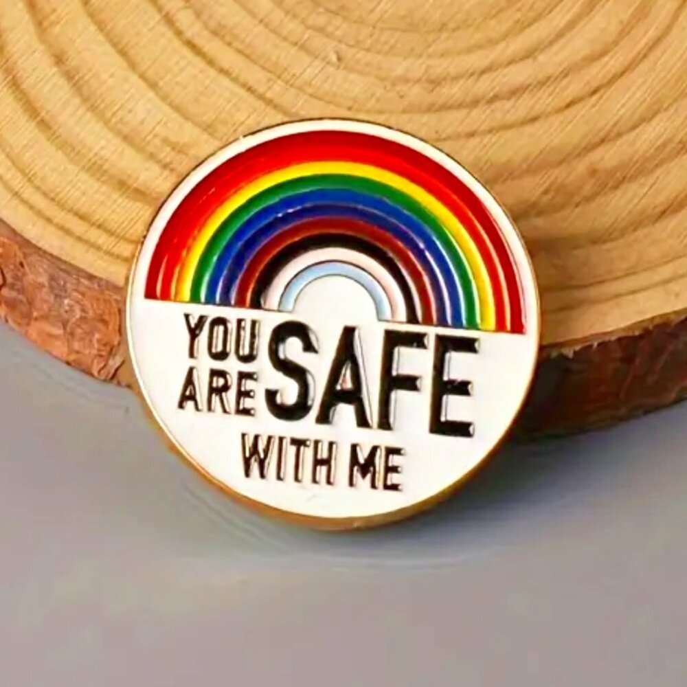 🌺 🌺 🌺LGBTQ Ally Pride Rainbow Flag Pin Brooch - NEW!
